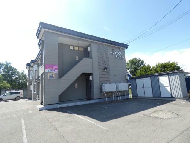 レジデンスプレールの物件外観写真