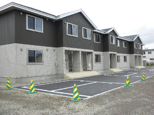 グランドールGⅣの物件外観写真