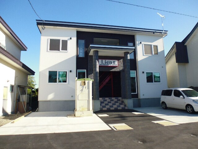LienⅡの物件外観写真