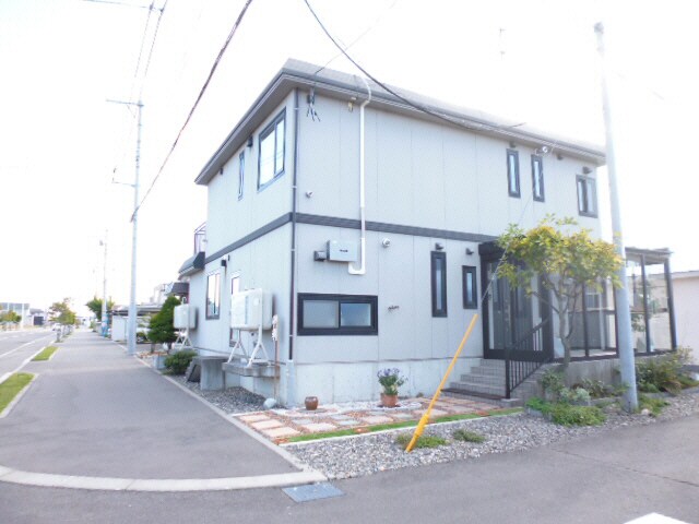 聖Sハウスの物件外観写真