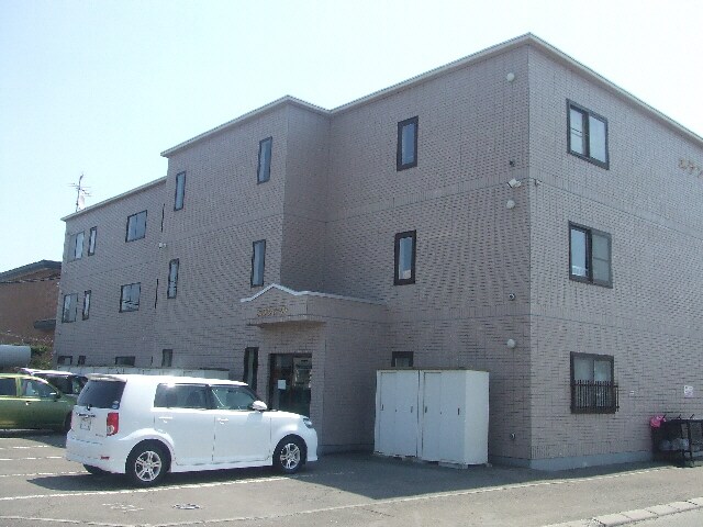 エランドールの物件外観写真