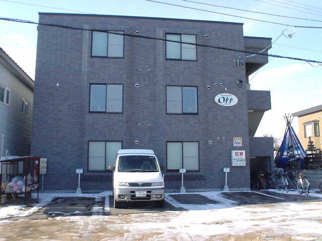 マンションOFFの物件外観写真