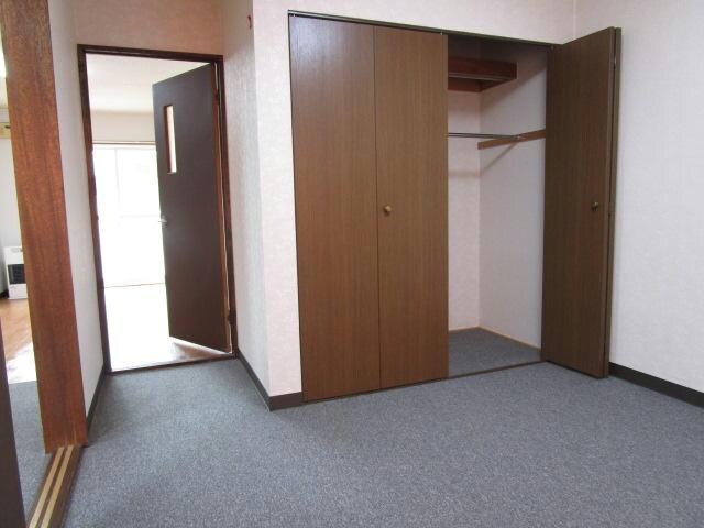 コスモハイツA棟の物件内観写真