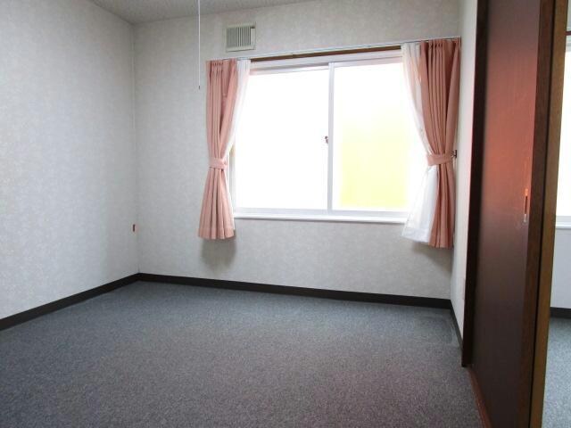 コスモハイツA棟の物件内観写真