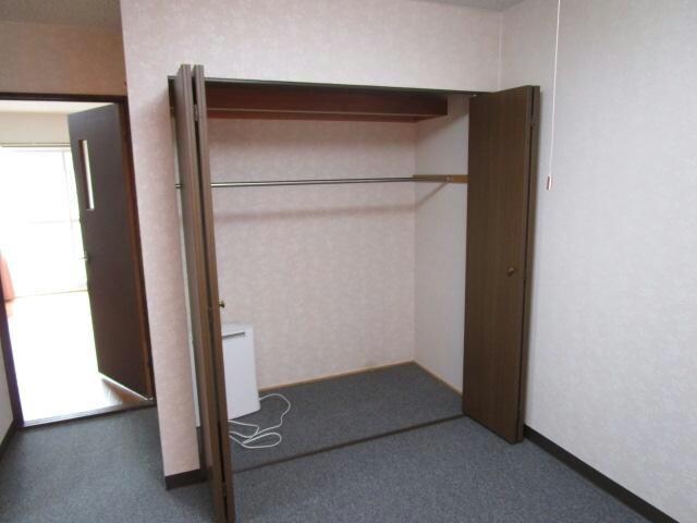 コスモハイツA棟の物件内観写真