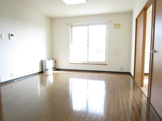 プリオール三田ⅠⅡの物件内観写真