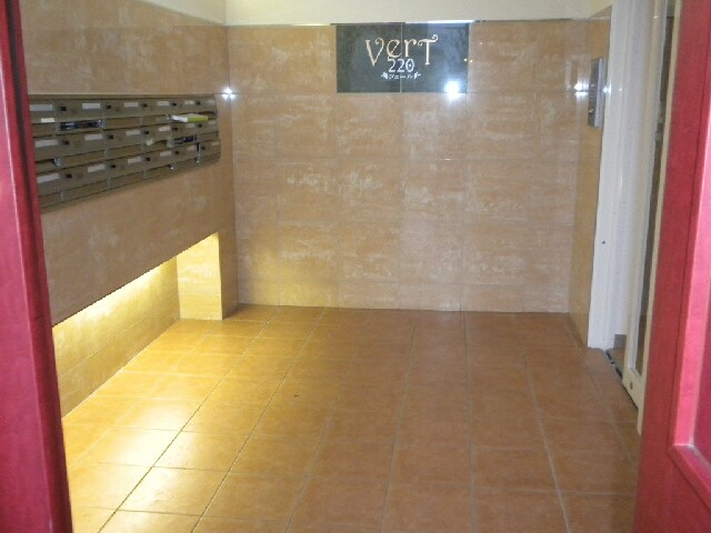 ヴェール220の物件外観写真