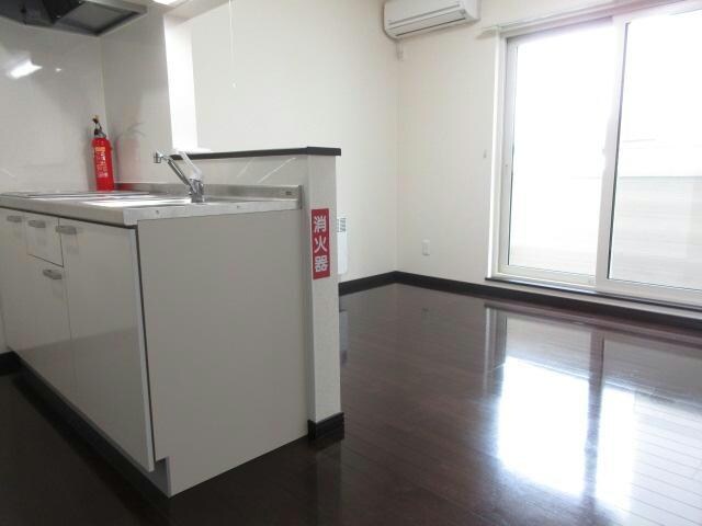 NOON EASTの物件内観写真