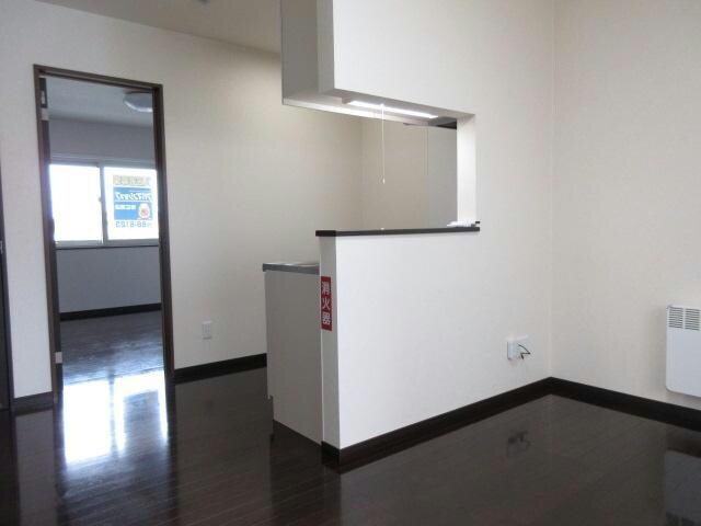 NOON EASTの物件内観写真