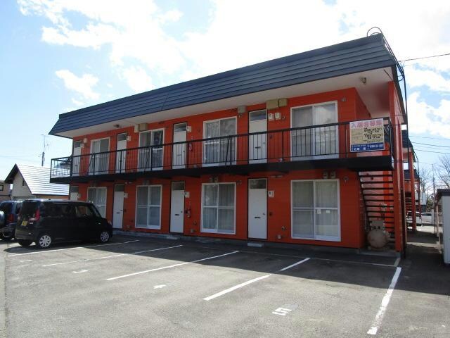 コスモハイツＢ棟の物件外観写真