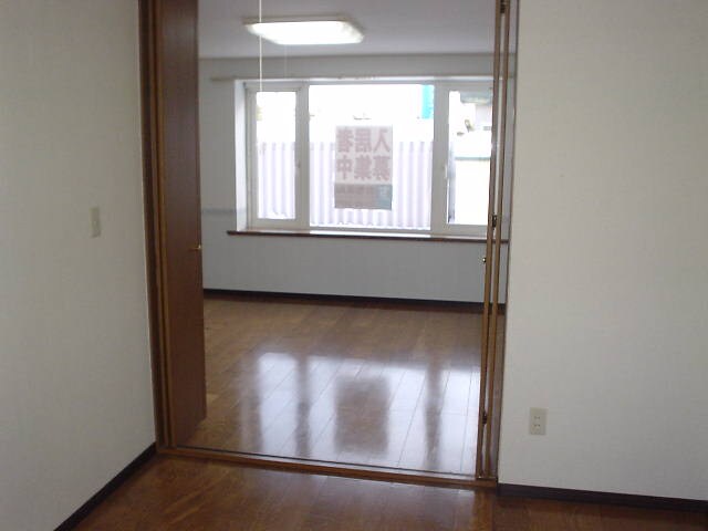 マジェスタ宝来の物件内観写真