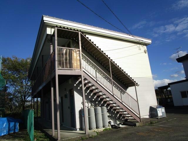 ハイツポプラの物件外観写真