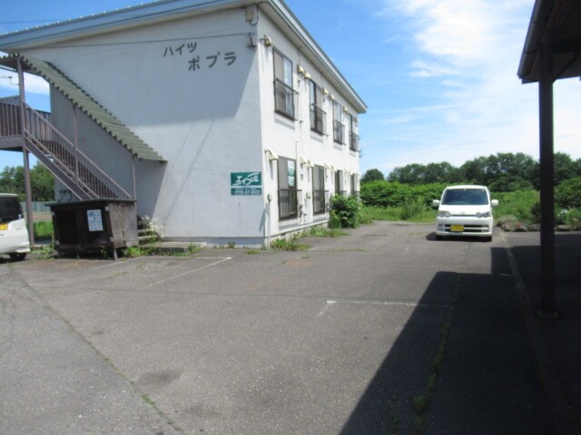ハイツポプラの物件外観写真