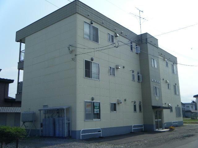 メゾン西武の物件外観写真