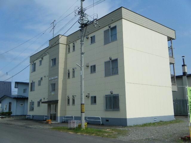 メゾン西武の物件外観写真