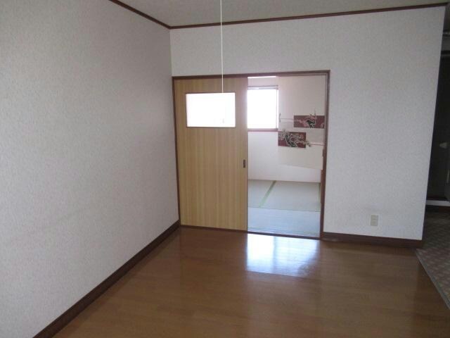 ハイツコスモスB棟の物件内観写真