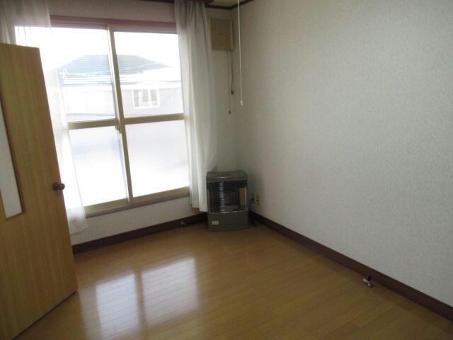 ハイツコスモスB棟の物件内観写真