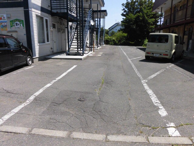 エスレイア西16条の物件外観写真