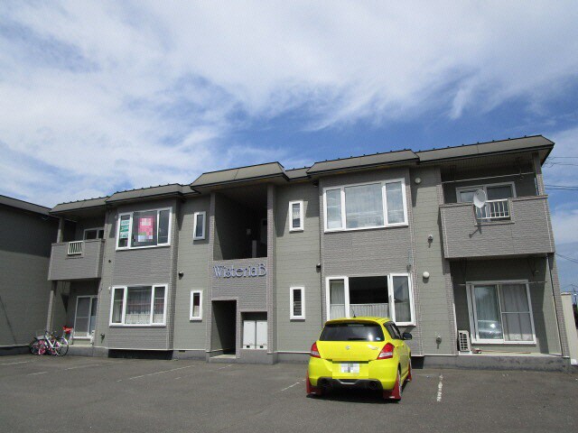 Wisteria(ウィステリア)B棟の物件外観写真