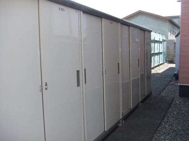 ラ・ポレール新緑の物件内観写真