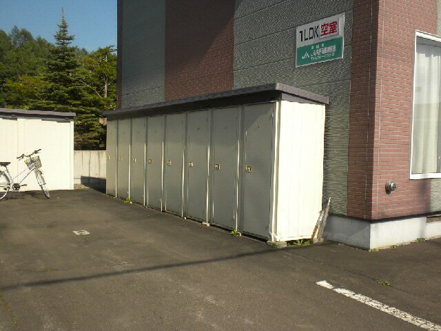 ハウスオブローズ3の物件外観写真