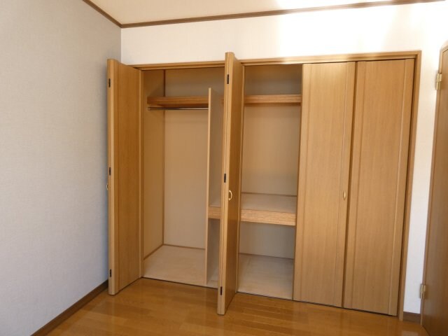 ハウスオブローズ5の物件内観写真