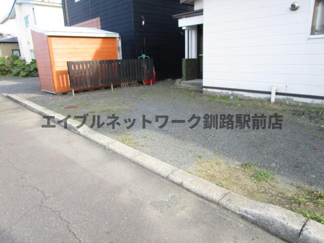 春採4-28-36貸家2の物件外観写真