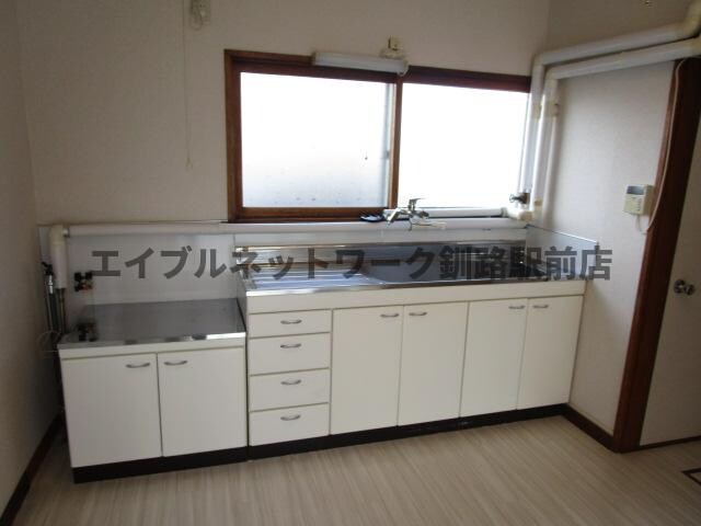 春採4-28-36貸家2の物件内観写真