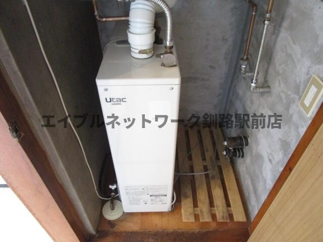 春採4-28-36貸家2の物件内観写真