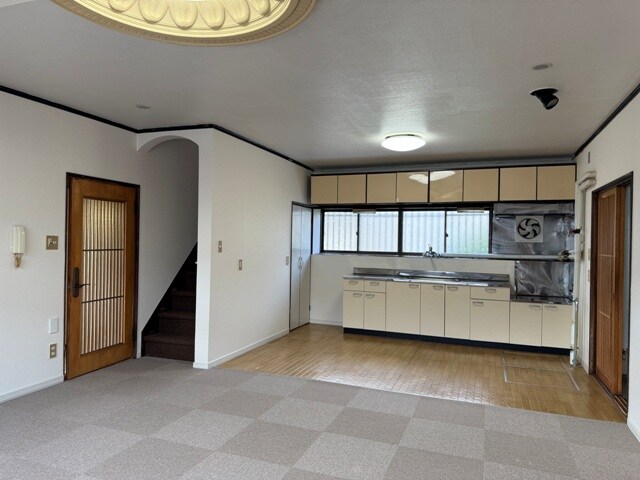 桜ヶ岡6-2-20貸家の物件内観写真