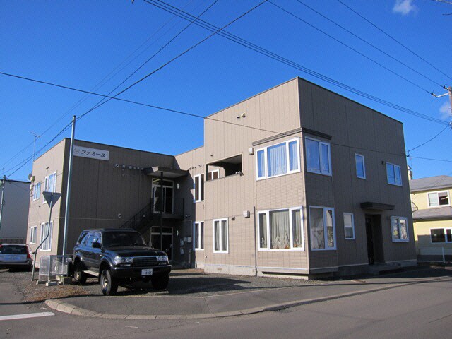 ファミーユの物件外観写真