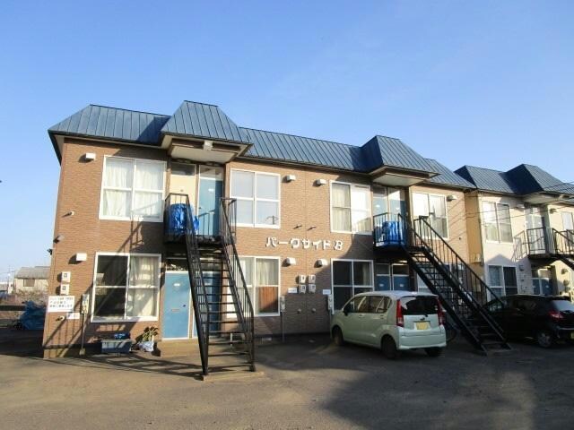 パークサイドＢの物件外観写真