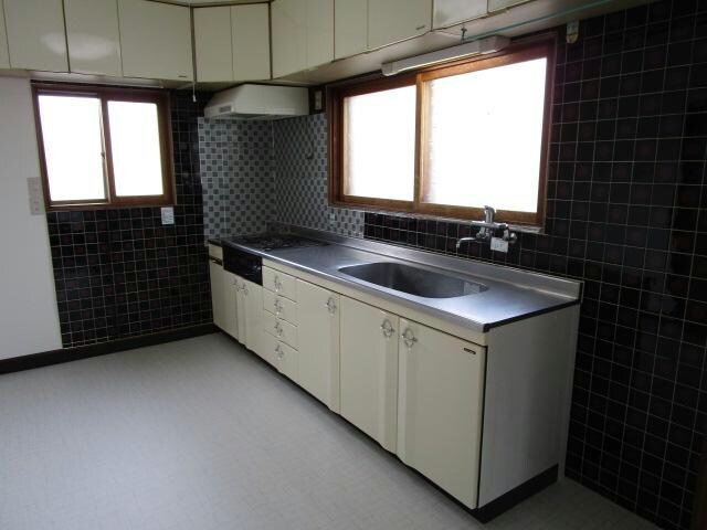 城山1-6-3貸家の物件内観写真