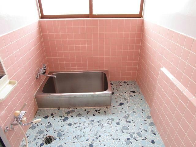 城山1-6-3貸家の物件内観写真