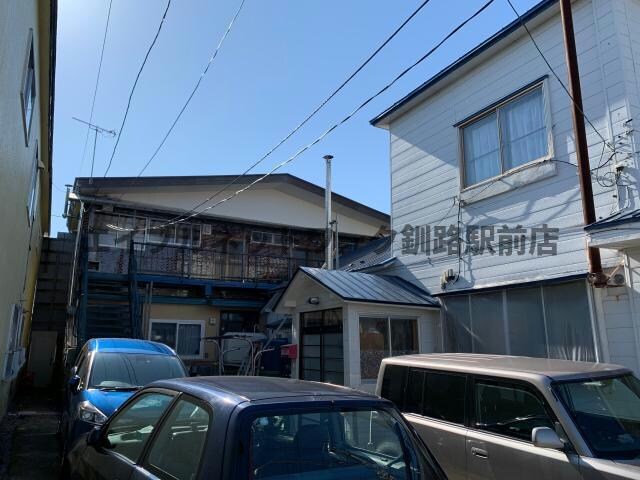 吉田マンションの物件外観写真