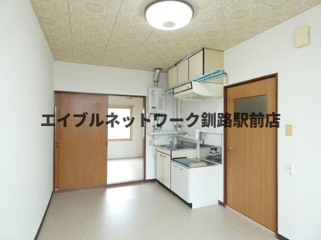 ルコニュー釧路荘の物件内観写真