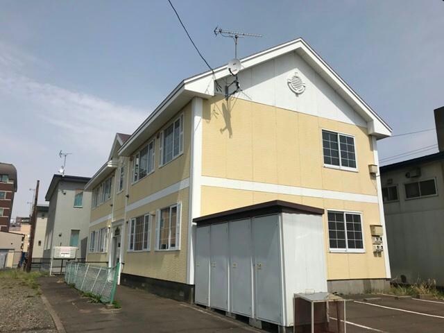 ドマーニ共栄の物件外観写真