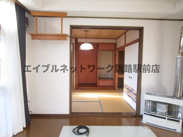 興津2丁目1-6借家の物件内観写真