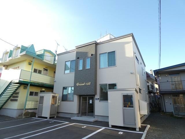 グランベールの物件外観写真