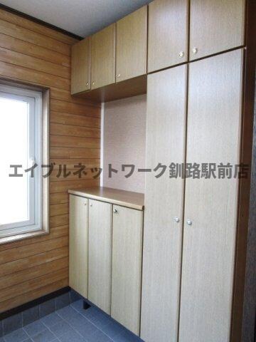 米町2丁目2世帯貸家の物件内観写真