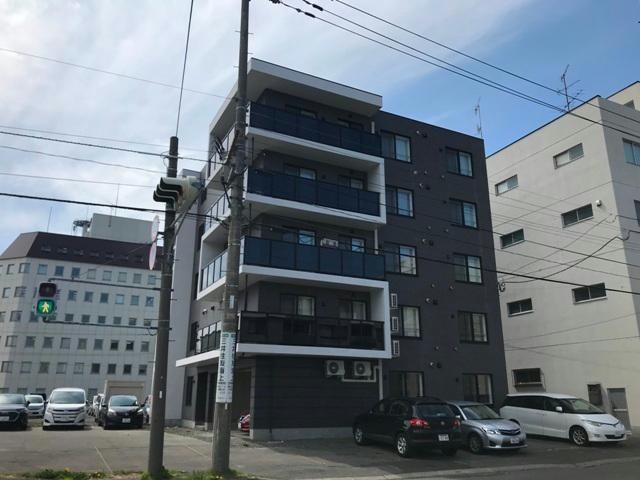 グランコンフォート末広の物件外観写真