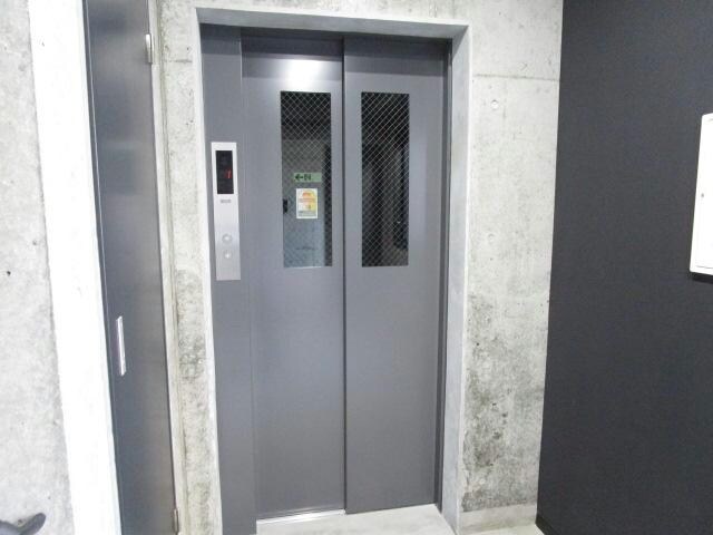 グランコンフォート末広の物件外観写真