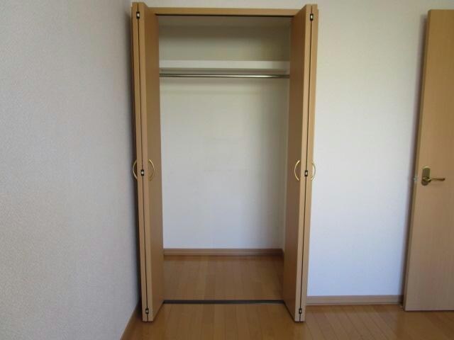 ラ・コリーナの物件内観写真