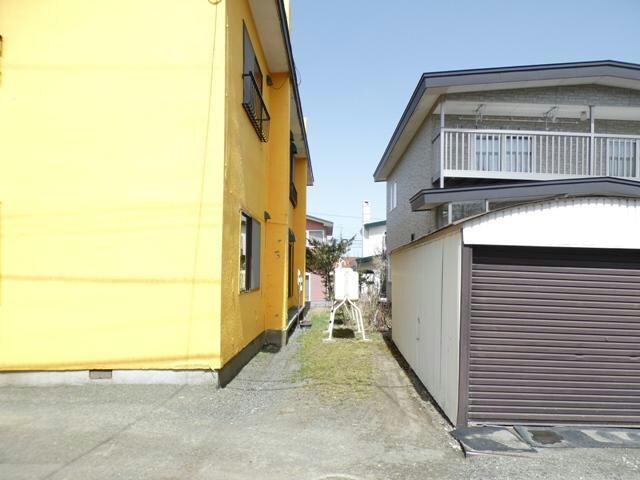 フラワーハイツ（緑ヶ岡）の物件外観写真