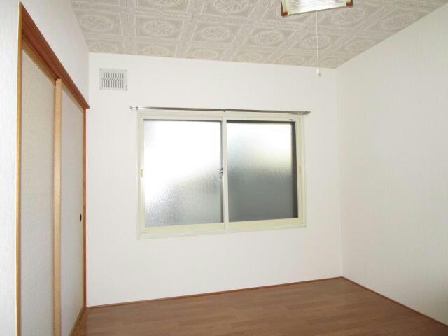 クリスタルハイツの物件内観写真