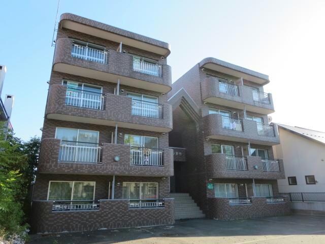 クレステージ若竹の物件外観写真