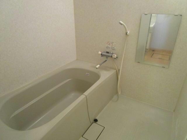 ヒルズラフォーレの物件内観写真