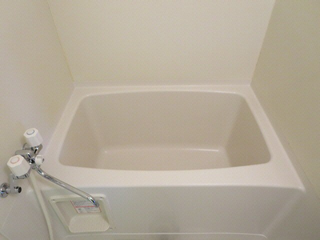 ロイウッド南大通の物件内観写真