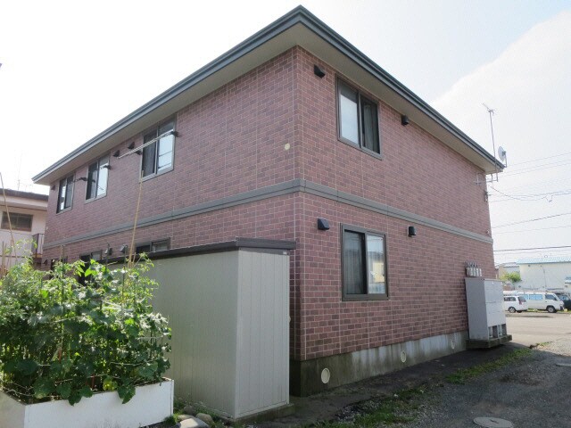 セジュール若草の物件外観写真