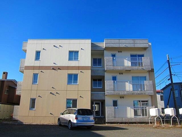 LIVING JOYの物件外観写真